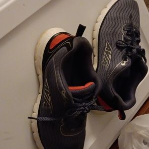 Avia shoe's